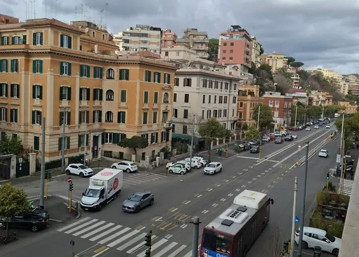 Oda ve Kahvaltı Luma Roma